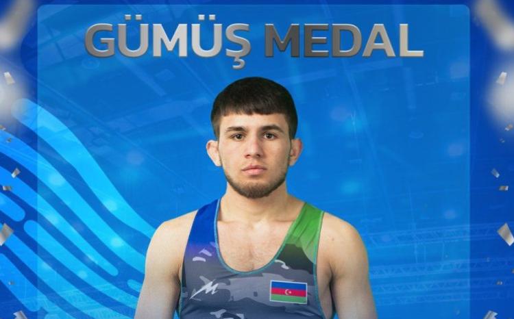 Dünya çempionatında Rəşad gümüş, Xasay bürünc medal qazandı 