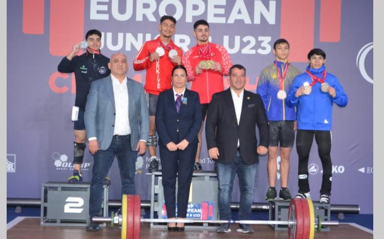 Qasım İsmayılov Polşada keçirilən avropa birinciliyində bürünc medal qazanıb 