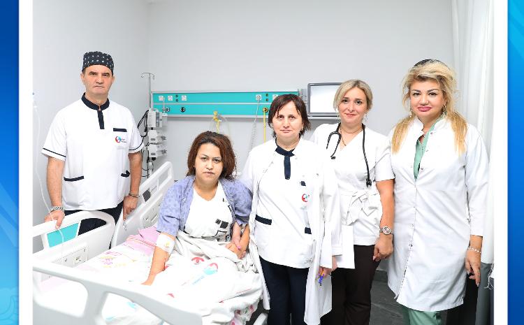 Zəhərlənmə səbəbilə ağır vəziyyətdə KTM-ə qəbul edilən xəstənin həyatı xilas edilib 