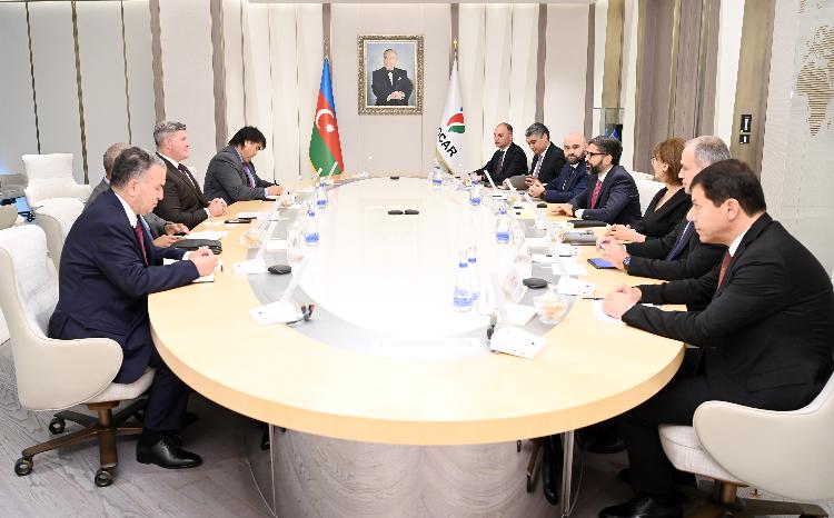 SOCAR-ın prezidenti “Chevron” şirkətinin Avrasiya biznes bölməsinin idarəedici direktoru ilə görüşüb 