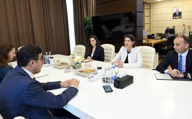 Fərid Qayıbov Requla Meyeri qəbul edib 