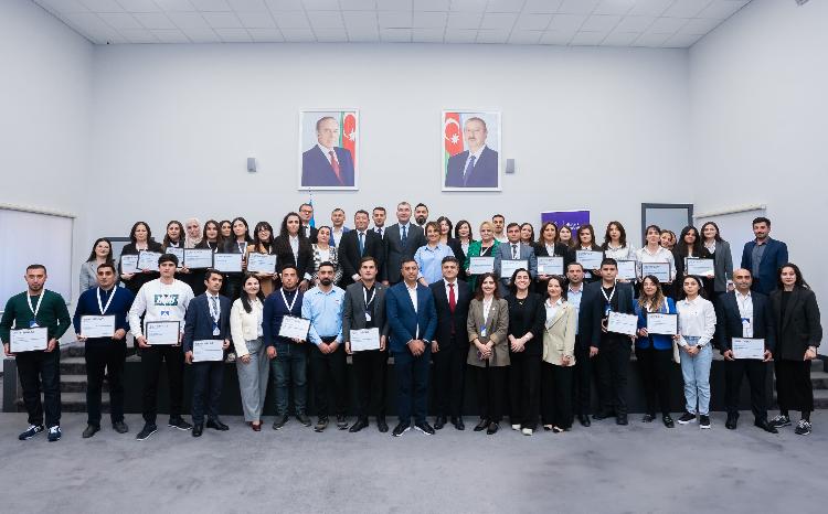 Laçın və Zəngilanda İKT üzrə təqaüdlü təlimlər baş tutub 