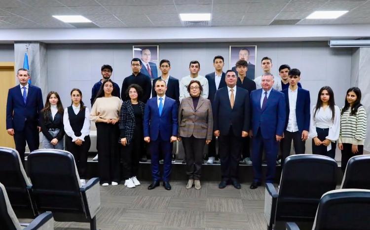 13 студентов БВШН награждены стипендией «Наука и технологии» 