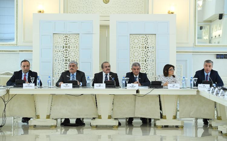 Milli Məclis komitələrinin birgə iclasında 2025-ci ilin dövlət büdcəsinin layihəsinə baxılıb 