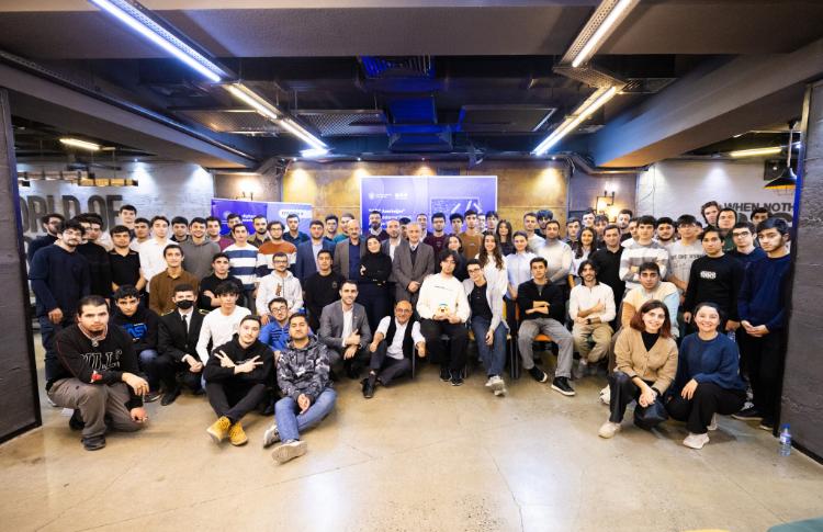 Azərbaycanın 25 komandası beynəlxalq proqramlaşdırma müsabiqəsinin yarımfinalında ölkəmizi təmsil edir 