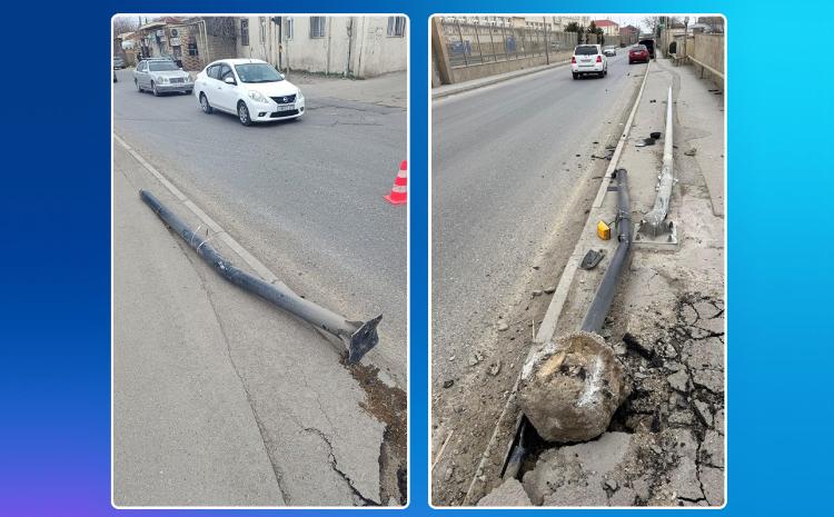 Qəza nəticəsində piyada svetoforu yararsız hala düşdü 
