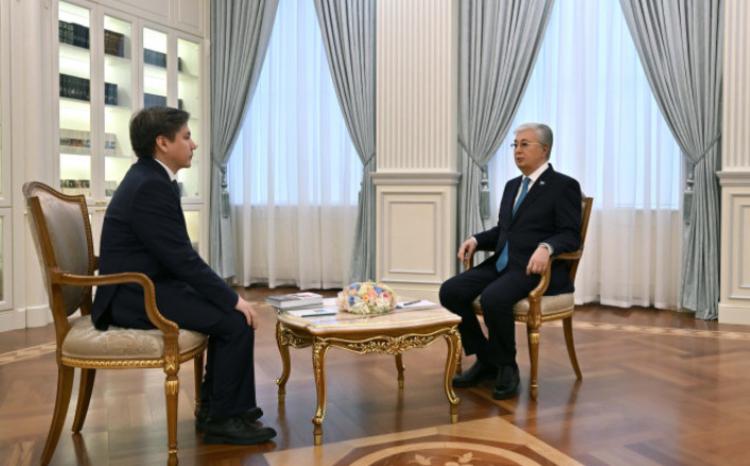 Опубликовано обширное интервью Президента Токаева 