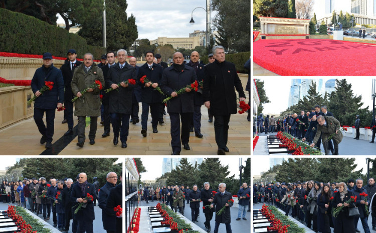 Milli Məclisin kollektivi Şəhidlər xiyabanını ziyarət edib 