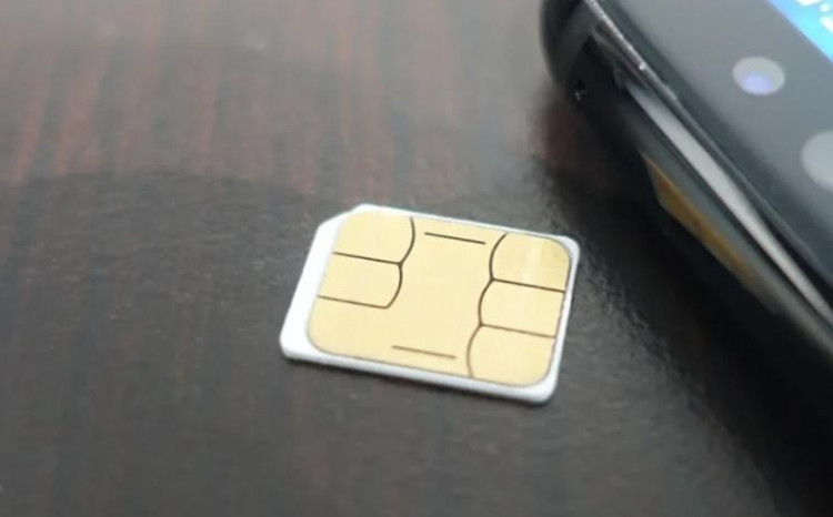 Azərbaycanda mobil telefon nömrələri satışa çıxarılır - QİYMƏTİ 800 - 75 000 MANATA