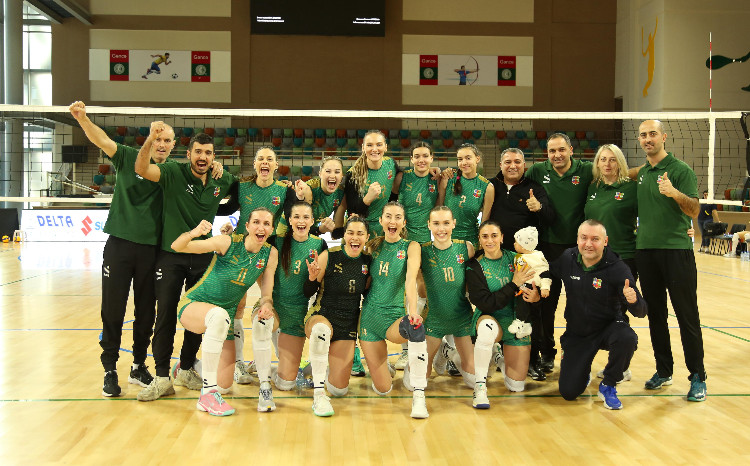 "Abşeron" qadın voleybol komandası "Gəncə" üzərində qələbə qazanıb 