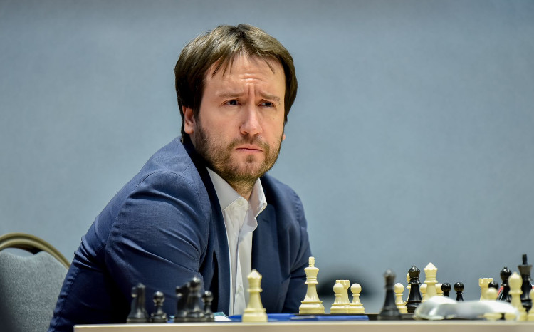 Teymur Rəcəbov səhhətindəki problemlərə görə ölkə çempionatını tərk edir 