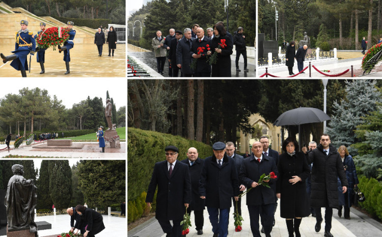 Belarus parlamentinin nümayəndə heyəti Ulu Öndərin məzarını və Şəhidlər xiyabanını ziyarət edib 