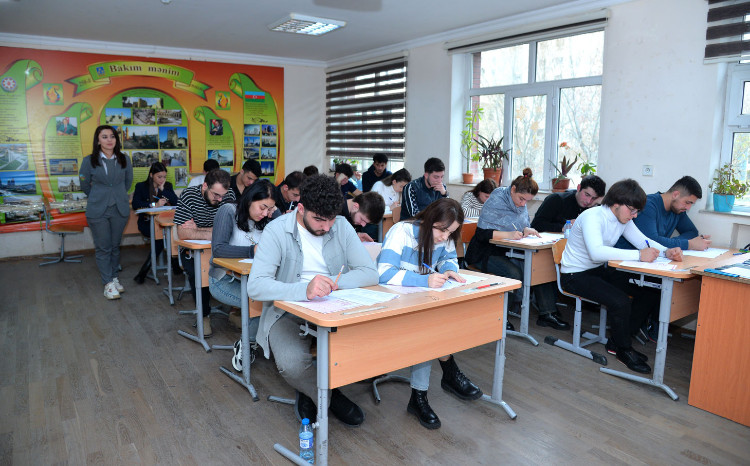 Eksternat imtahanlarının nəticələri bəlli olub 
