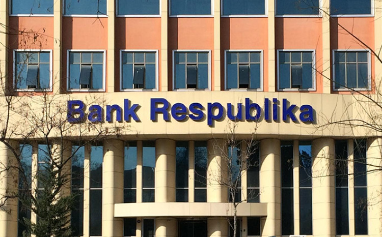 “Bank Respublika”nın əməkdaşından 256 min manatlıq dələduzluq 
