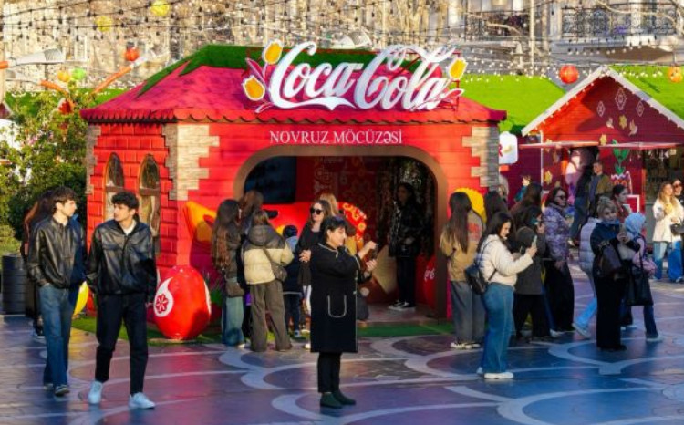 Coca-Cola xeyriyyə yarmarkasının tərəfdaşıdır 