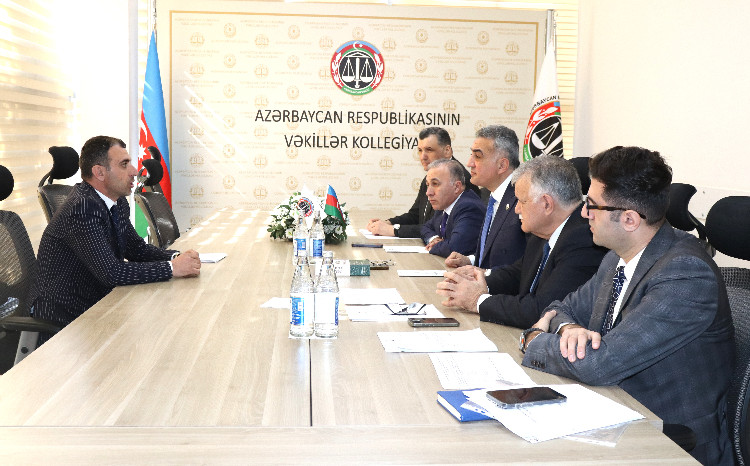 Vəkillər Kollegiyasının rəhbərliyi növbəti vətəndaş qəbulu keçirib 