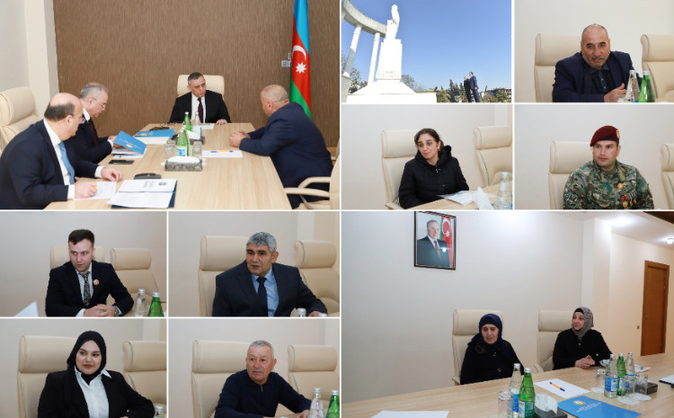 Mürsəl İbrahimov Lənkəranda vətəndaşların problemlərini dinlədi 