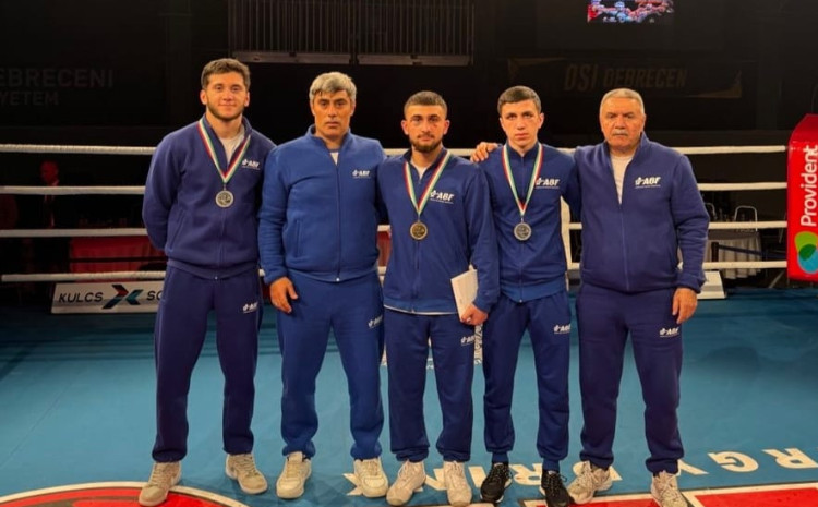 Boksçularımız beynəlxalq turnirdə 1 qızıl və 2 gümüş medal qazanıblar 