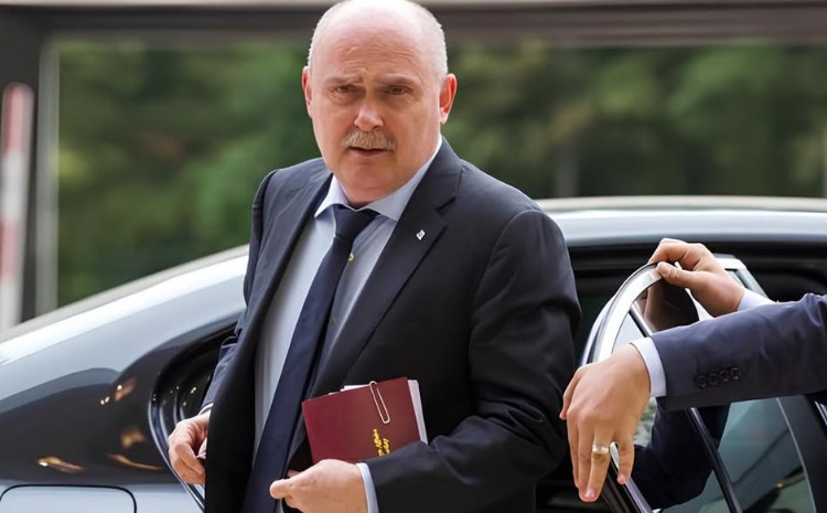 İrəvana gedən türkün “qovluğ”unda nə var? 