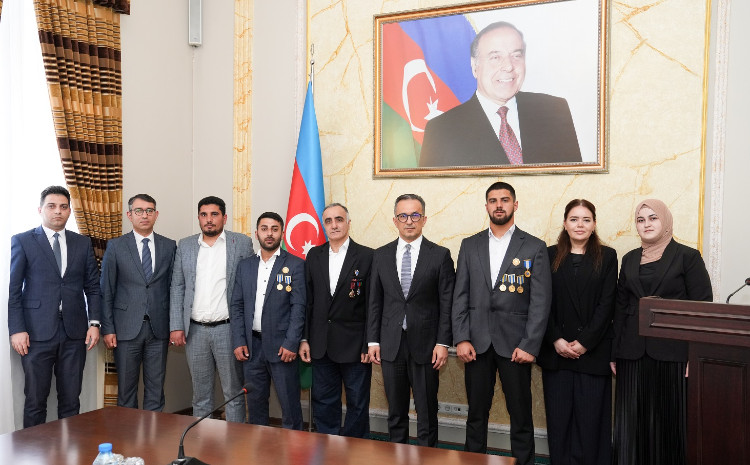 Komitə sədri din xadimi kimi yeni təyinat alan şəhid ailəsi üzvləri və qazilərlə görüşüb 