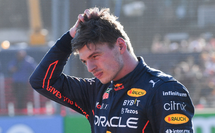 Ferstappen ilk yürüşü buraxır - Red Bull bolidində yapon sürücü debüt edəcək 