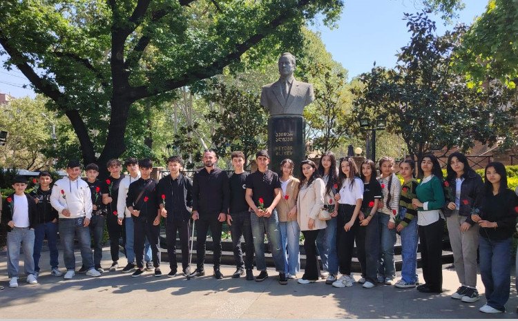 Tbilisidə Ulu Öndər Heydər Əliyevin xatirəsi yad edilib 