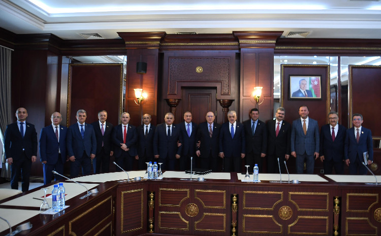 Milli Məclisdə Türkiyə Böyük Millət Məclisinin nümayəndə heyəti ilə görüş 