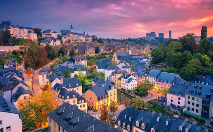 Deputatlar Lüksemburqa səfər edəcəklər 