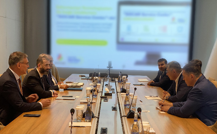 SOCAR-ın vitse-prezidenti Özbəkistan Respublikasının Dövlət Vergi Komitəsinin sədri ilə görüşüb 