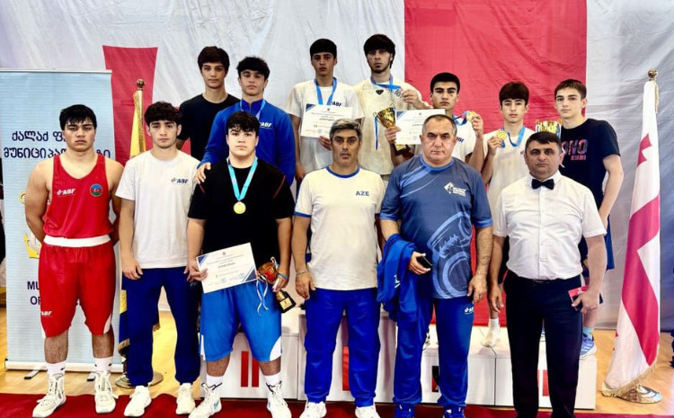 Boksçularımız Gürcüstanda 3 qızıl, 2 gümüş və 2 bürünc medal qazanıb 