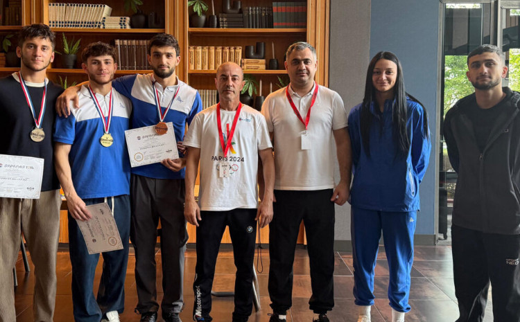 Millimiz Eyndhoven kubokundan 3 medalla qayıdır 