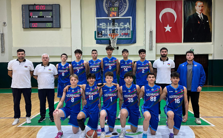 U-16 oğlan millimiz təlim-məşq toplanışının ilk mərhələsini yekunlaşdırıb 