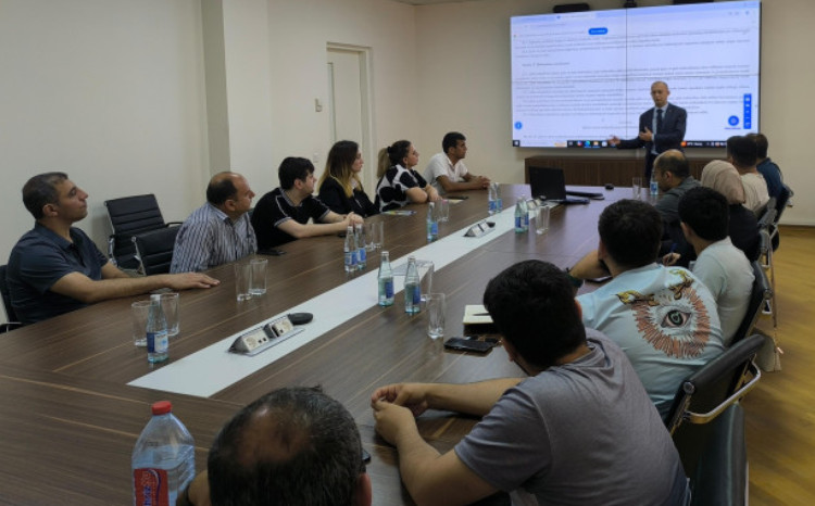 Sahibkarlıq subyektlərinin əməkdaşları üçün “Qida və yem məhsullarının izlənilməsi” mövzusunda təlim keçirilib 