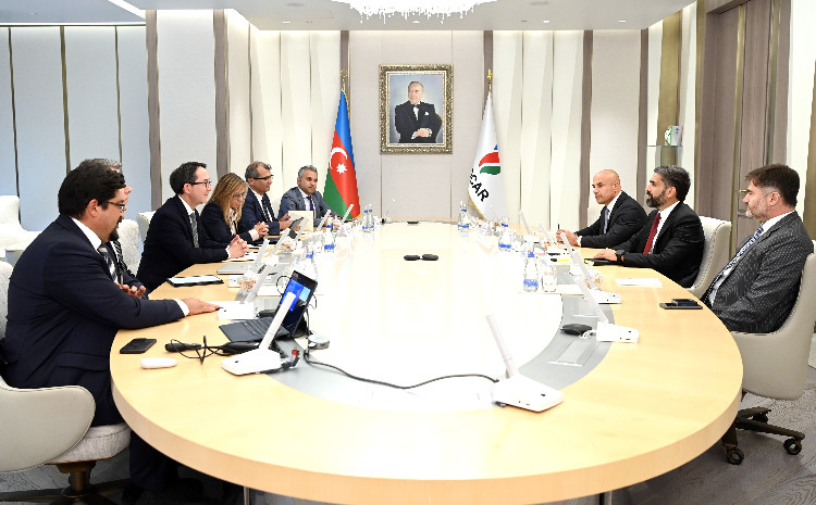SOCAR-ın prezidenti "Emerson Electric Co." şirkətinin Avropa regionu üzrə prezidenti ilə görüşüb 