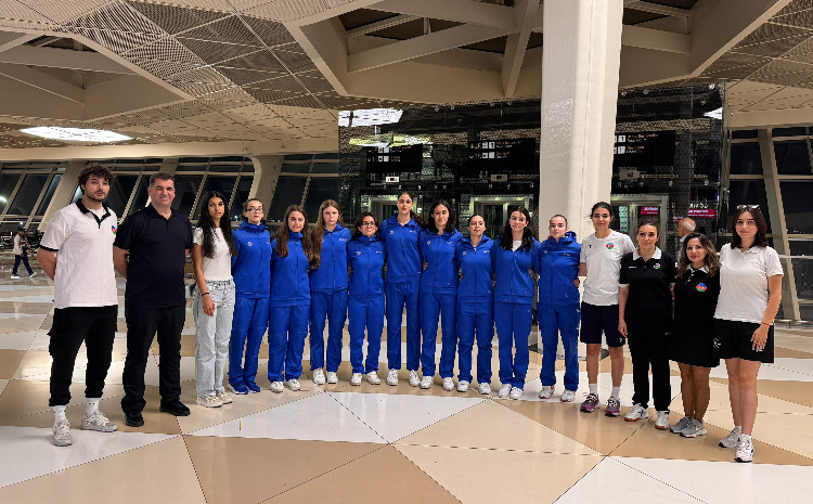 Qızlardan ibarət U-16 millimiz Qazaxıstana yollanıb 