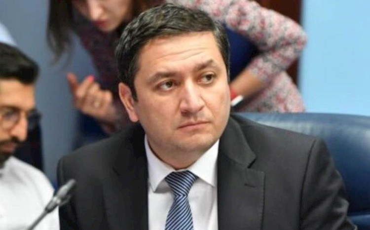 Əməkdar jurnalist deputat köməkçisi təyin edildi 