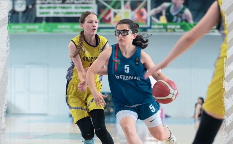 U-16 qız seçməmiz "Airom Cup" beynəlxalq turnirində ardıcıl 4-cü qələbəsini qazanıb 