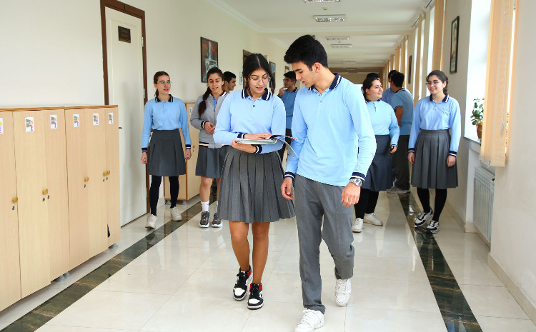 Şagirdlərin elektron yerdəyişməsi prosesi davam edir 