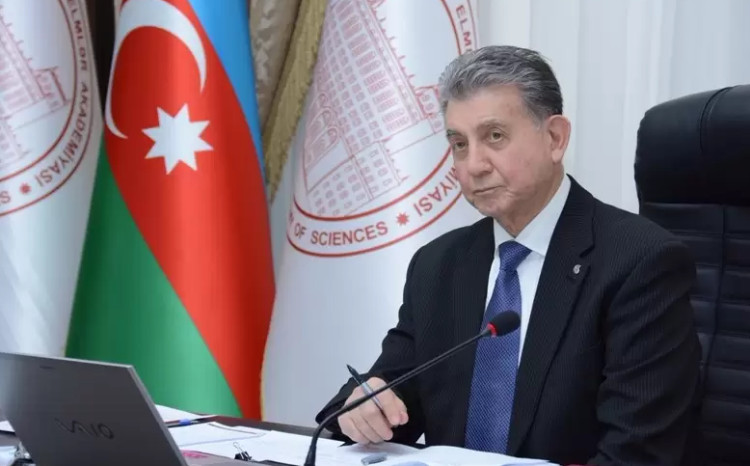 Akif Əlizadənin rəhbərlik etdiyi institut mikroskopa 1 milyon manata yaxın pul vermək istəyir 