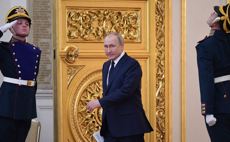 Putin Donetski döyüşsüz istəyir 