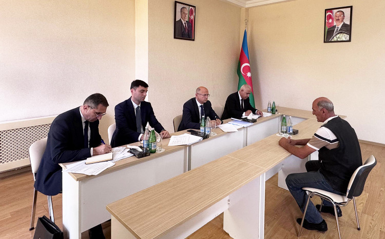 Energetika naziri Samuxda vətəndaşları qəbul edib 