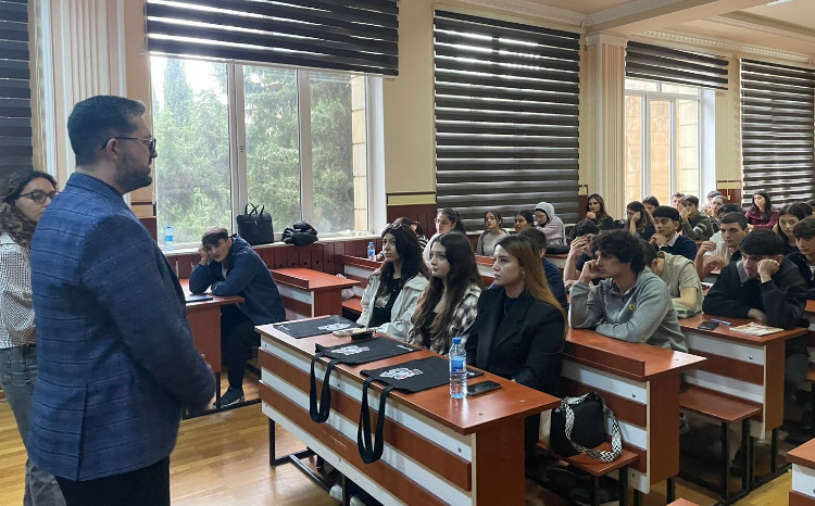 BDU-da “Peerstack Academy” layihəsinə həsr olunmuş infosessiya 