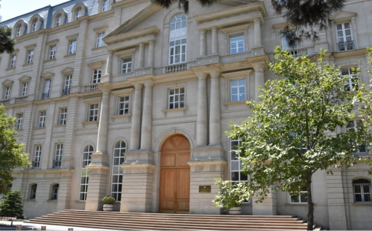 An auction will be held for placement of 720-day bonds of the Ministry of Finance 