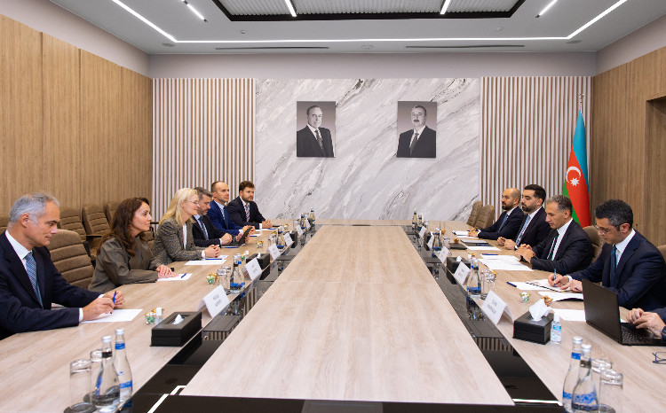 Minister Rashad Nabiyev Meets Wiebke Schloemer, IFC Director for Western Balkans and South Caucasus 