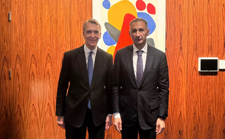 Nazir Rəşad Nəbiyev ABŞ-də “Brookfield” şirkətinin icraçı direktoru ilə görüşüb 