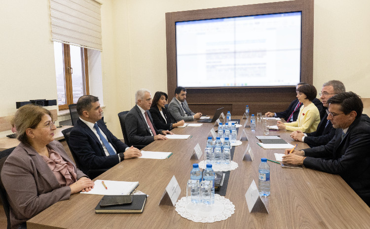 Председатель правления AERA встретился с делегацией Всемирного банка 