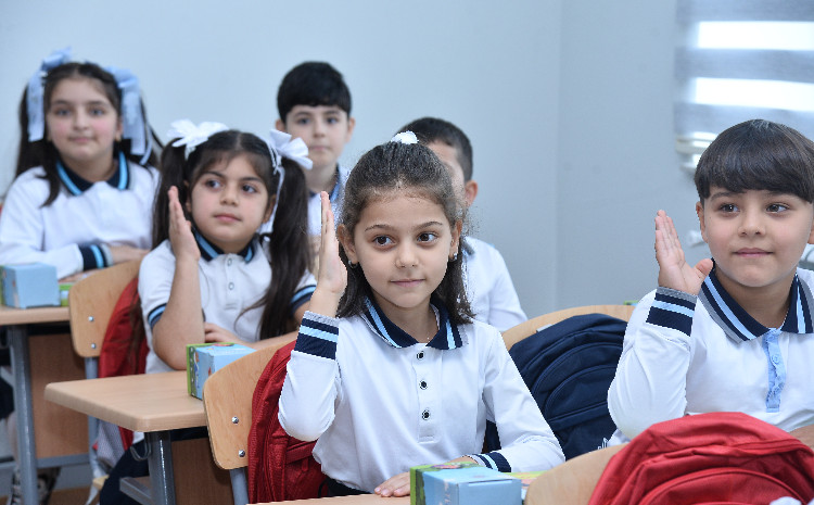47 mindən çox şagirdin elektron sistem vasitəsilə yerdəyişməsi aparılıb 