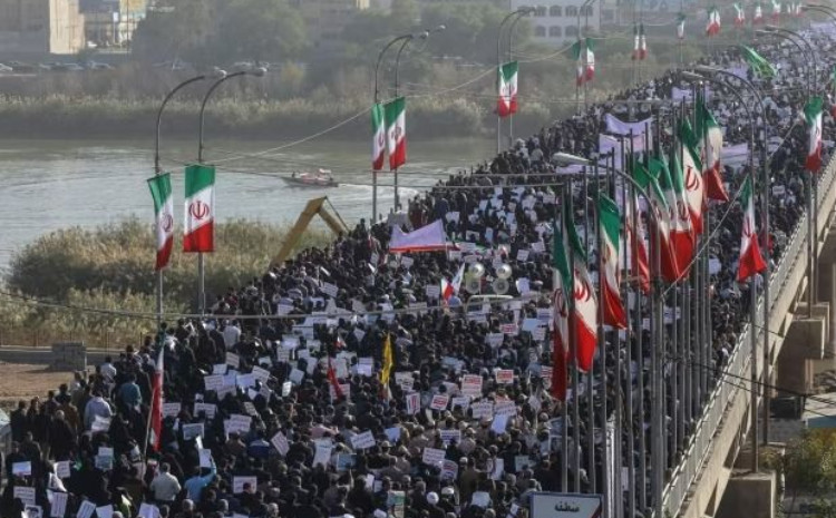 İran üçün təhlükəli saatlar: etirazlar niyə dayanmaq bilmir? 