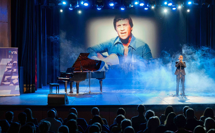 ВТБ (Азербайджан) выступил партнером вечера памяти Владимира Высоцкого в Баку 