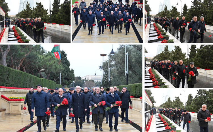 Milli Məclisin kollektivi Şəhidlər xiyabanını ziyarət edib 